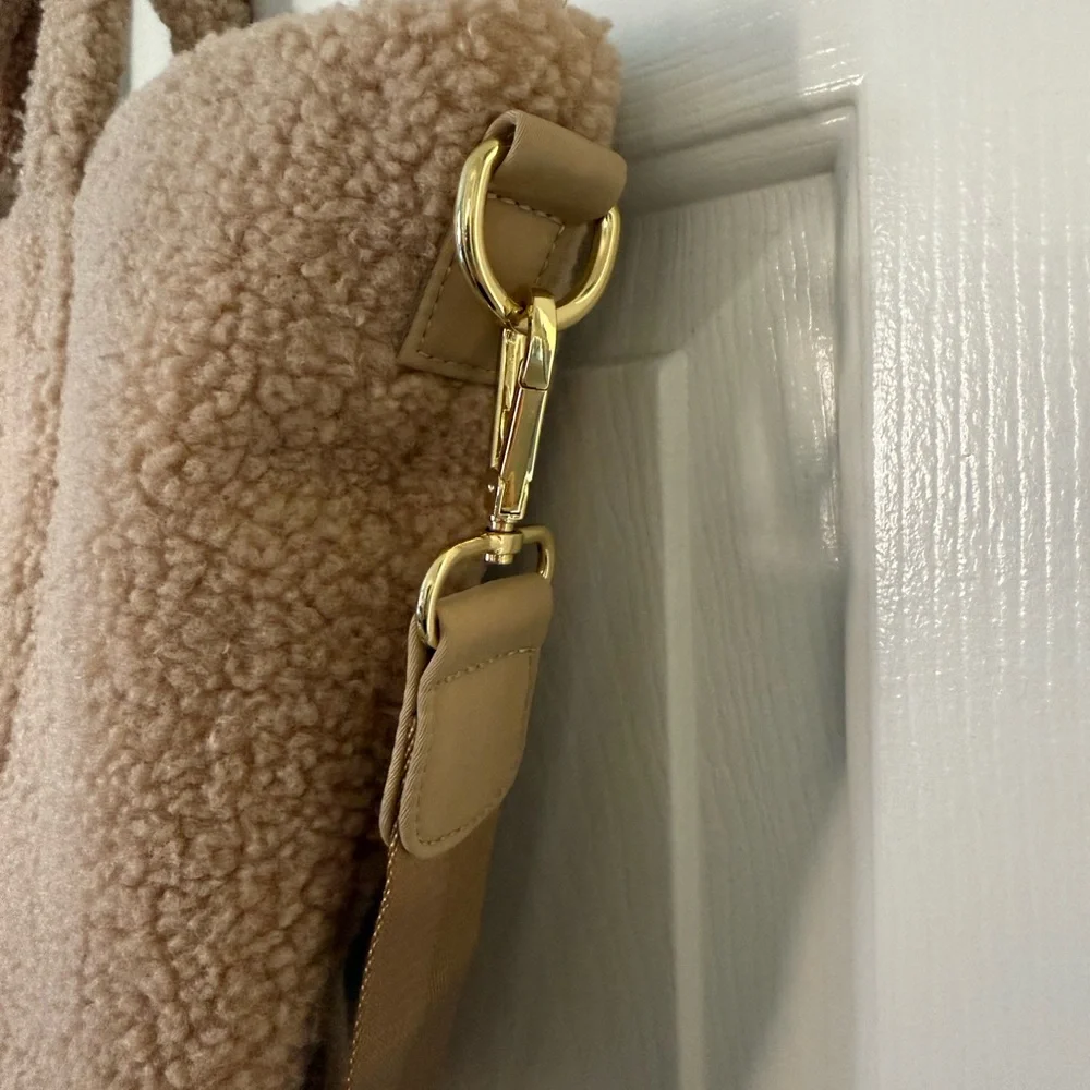 STONEY CLOVER LANE Cozy Teddy Tan Tote Bag! - Picture 3 of 7